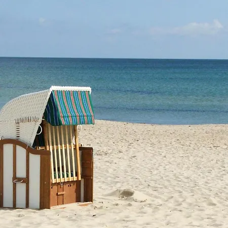 Haus Boddentraum Abendrot - Terrasse, Garten, Meerblick Ferienhaus Gager